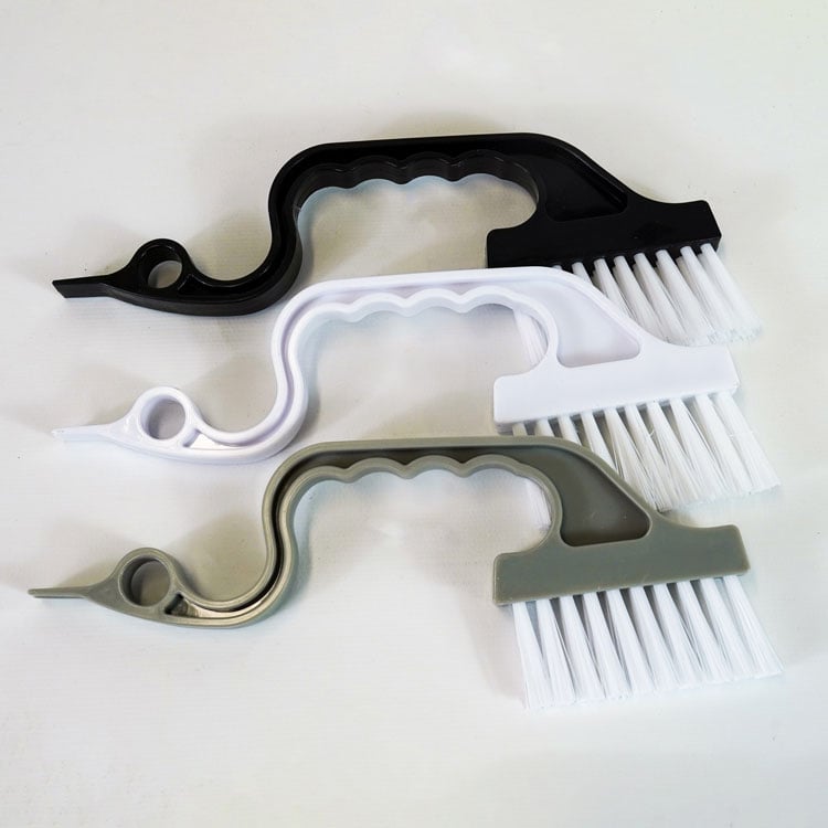 layered 3 groove brushes
